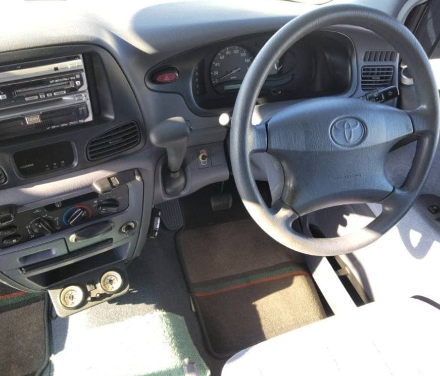 Toyota TownAce Noah 4WD Motorhome – Sekisoh Cabin 3