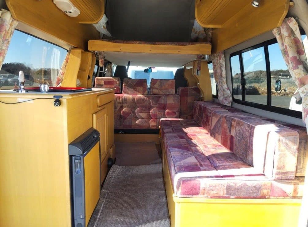 Toyota , sesuai untuk road trip, cuti keluarga atau couple getaway. 3