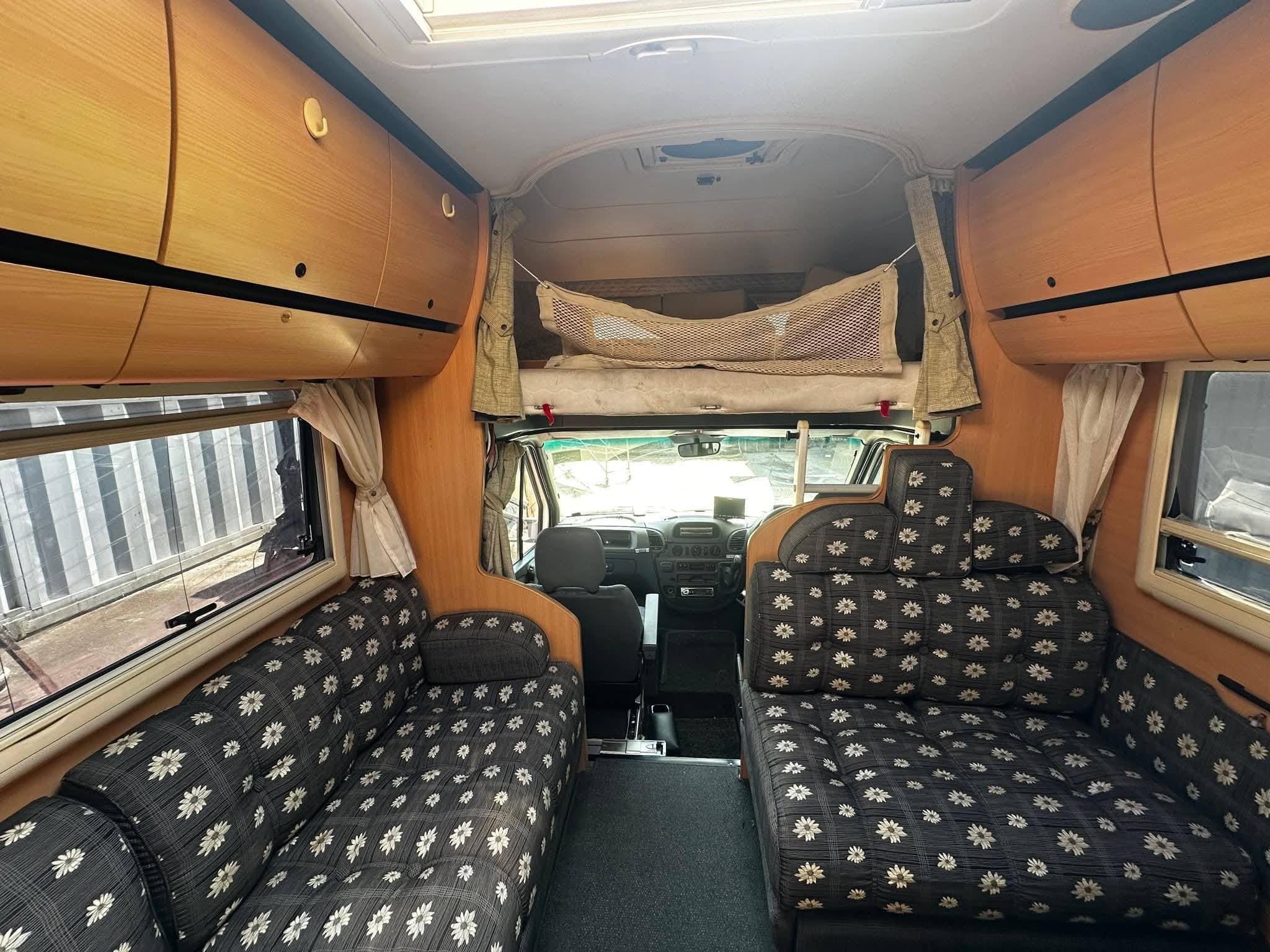 Mercedes Motorhome - Propose Booking for more details 2